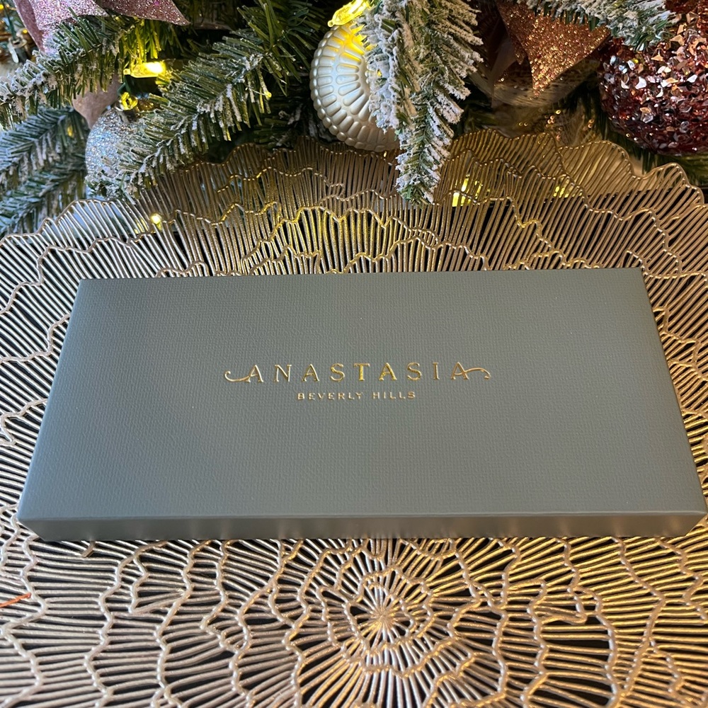 Anastasia Nouveau Palette